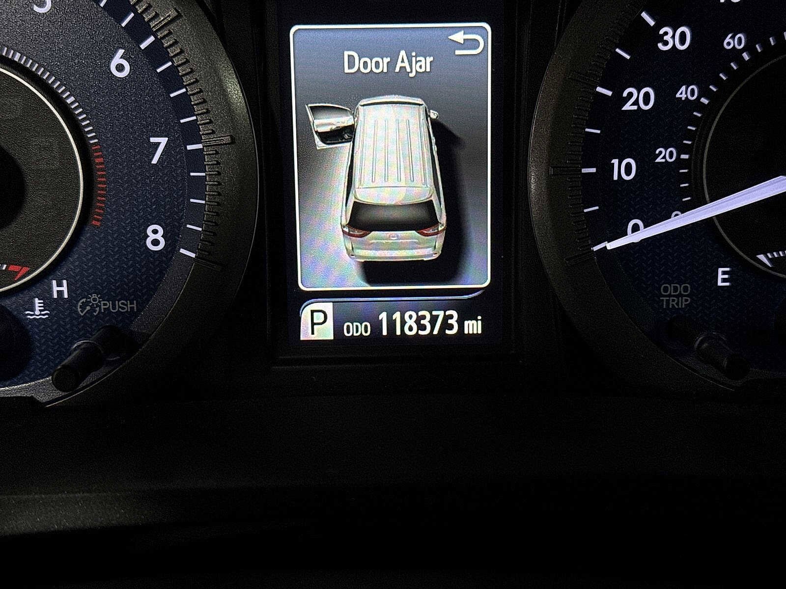 Thumbnail: 2020 Toyota Sienna - 20