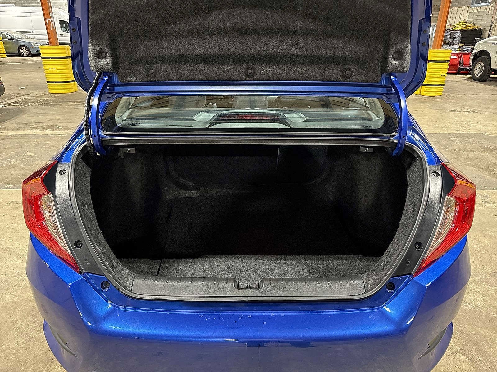 Thumbnail: 2019 Honda Civic - 11