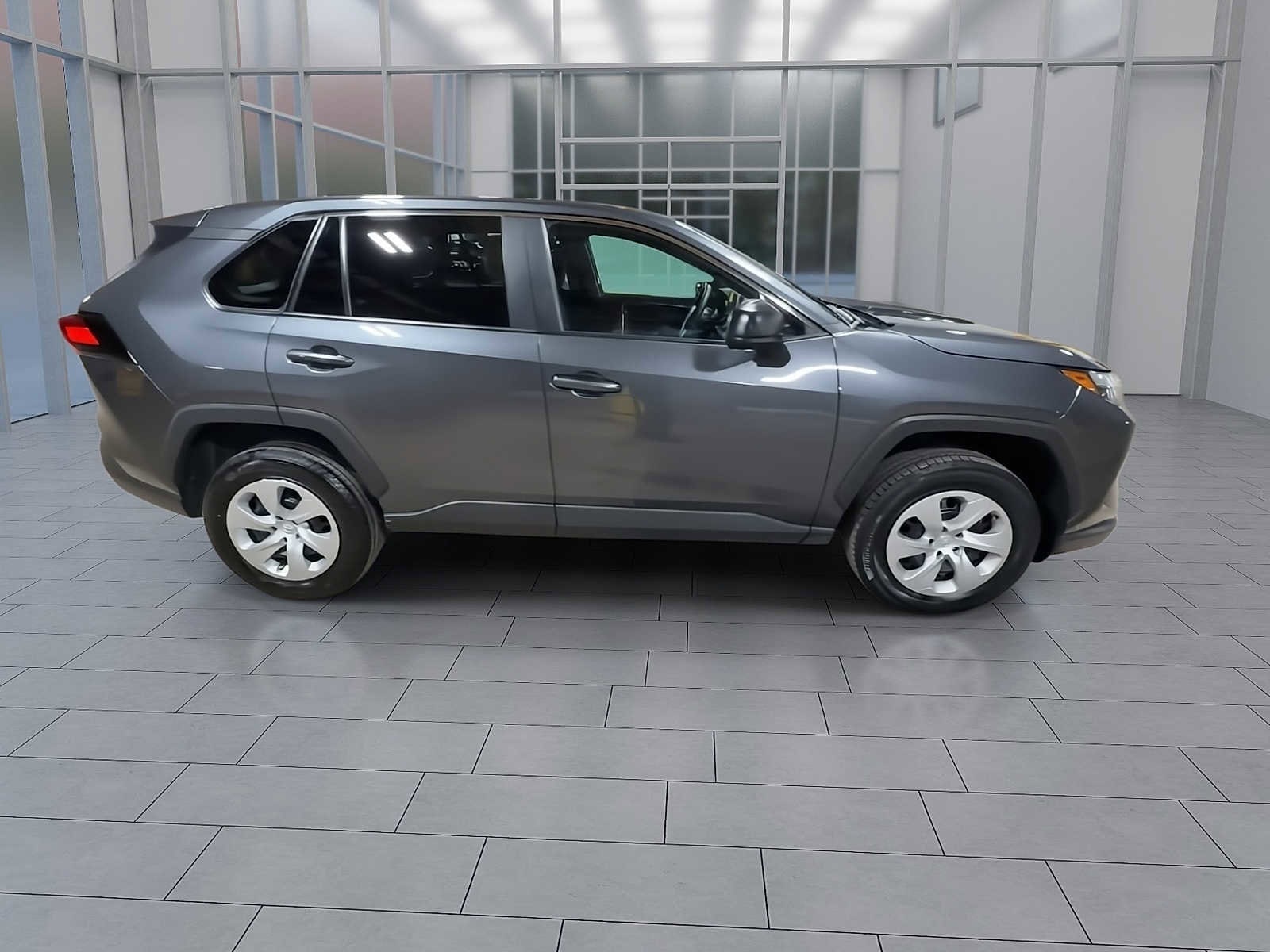 Thumbnail: 2024 Toyota RAV4 - 9