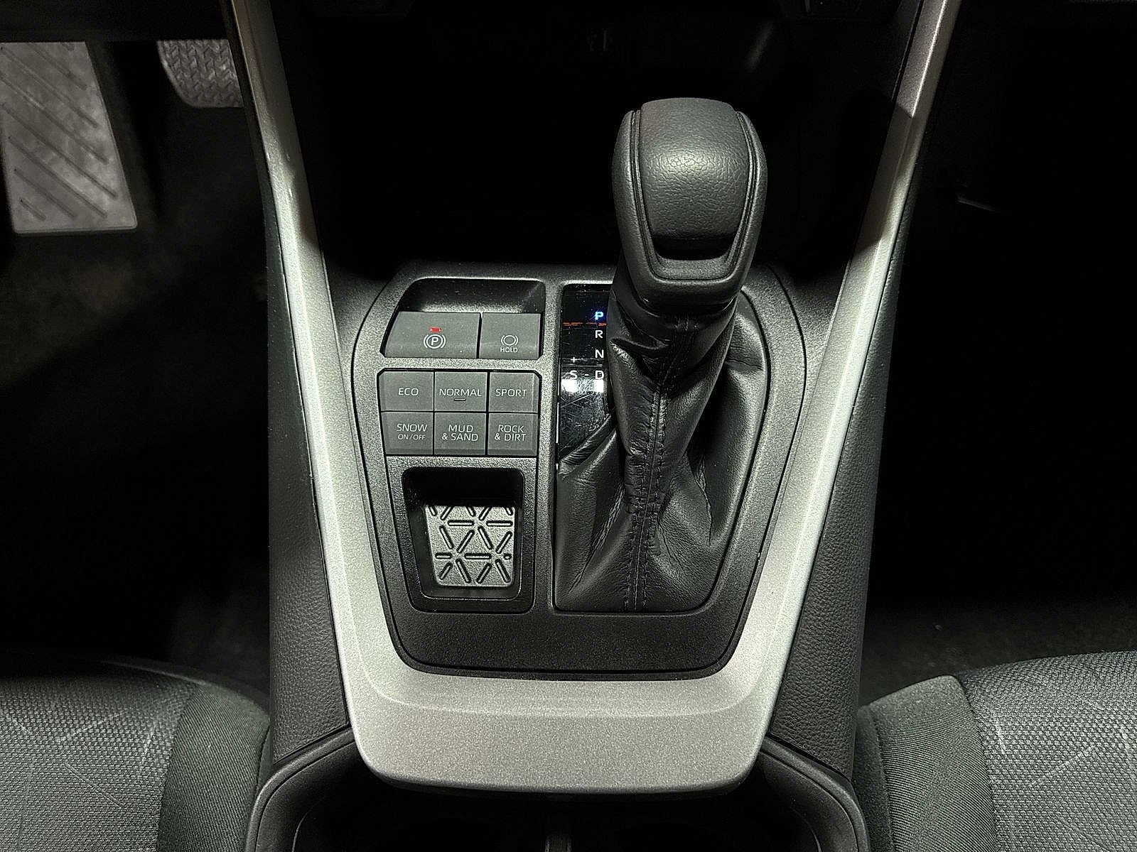 Thumbnail: 2025 Toyota RAV4 - 30