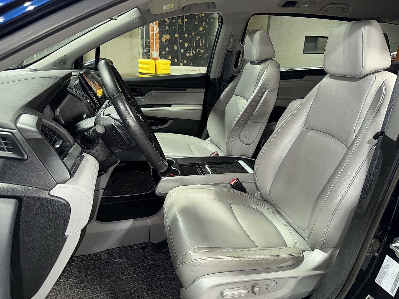 Thumbnail: 2023 Honda Odyssey - 15