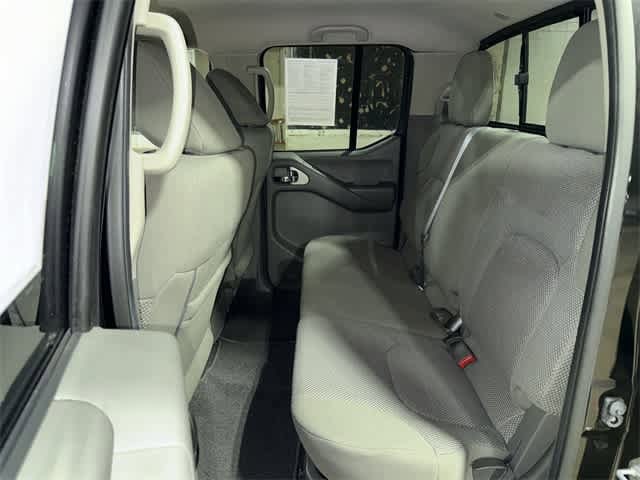 Thumbnail: 2021 Nissan Frontier - 17