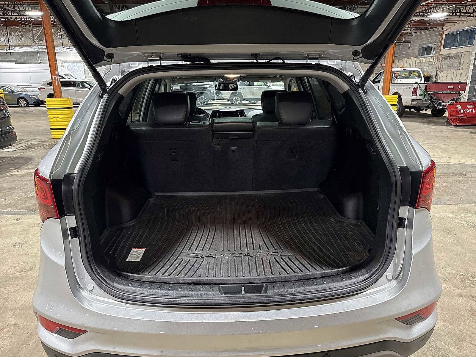 Thumbnail: 2018 Hyundai Santa Fe - 11