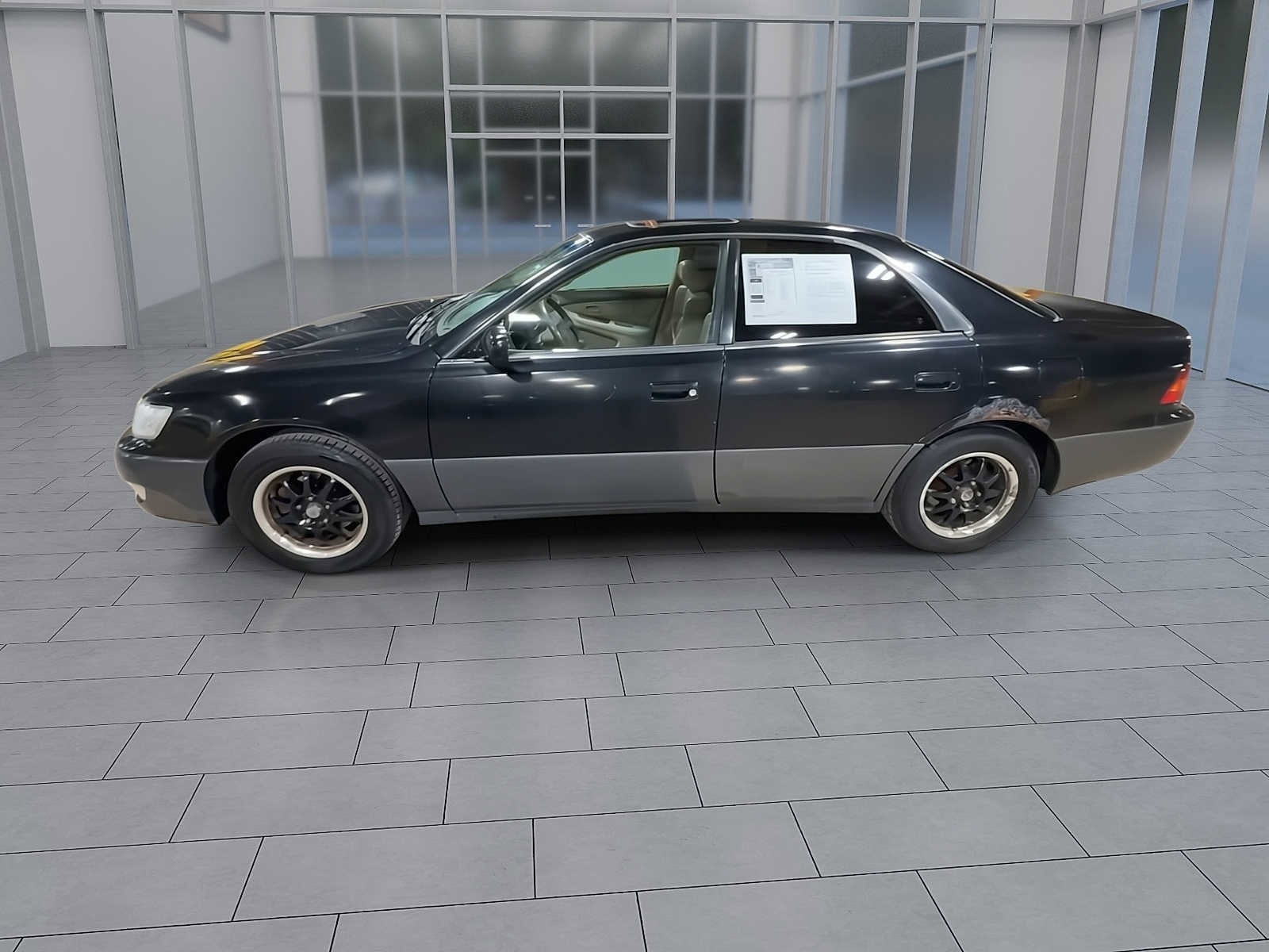 Thumbnail: 1998 Lexus ES - 5