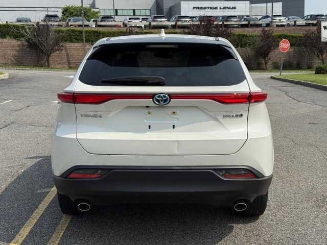 2022 Toyota Venza LE 5
