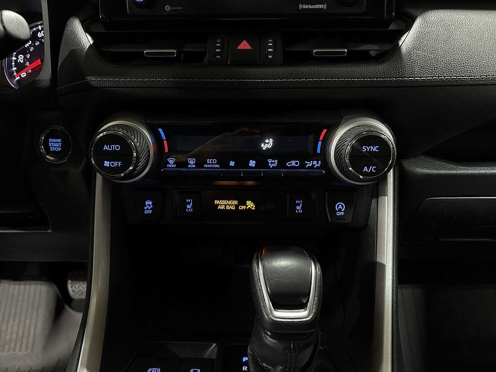Thumbnail: 2020 Toyota RAV4 - 21