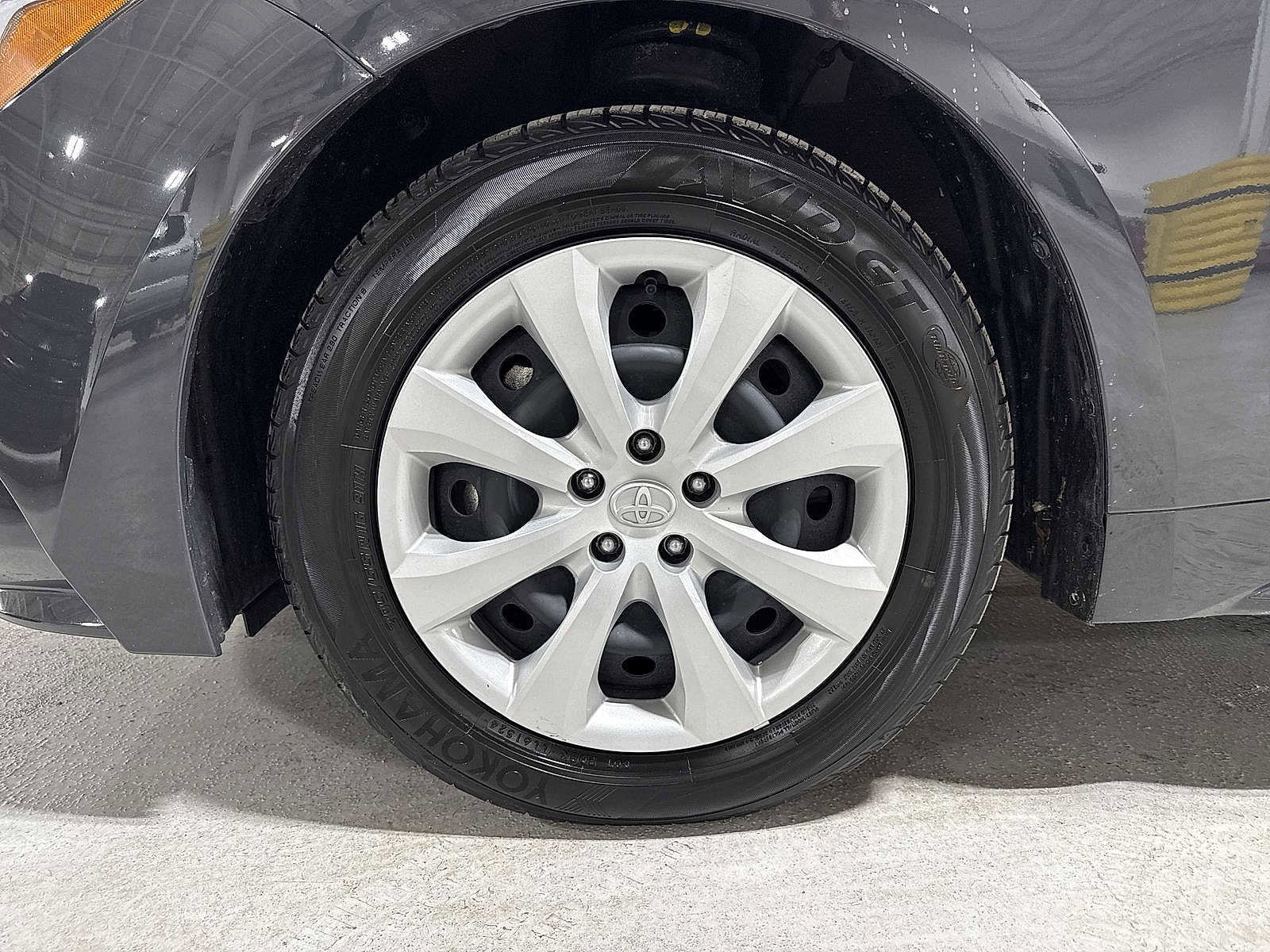 Thumbnail: 2024 Toyota Corolla - 10