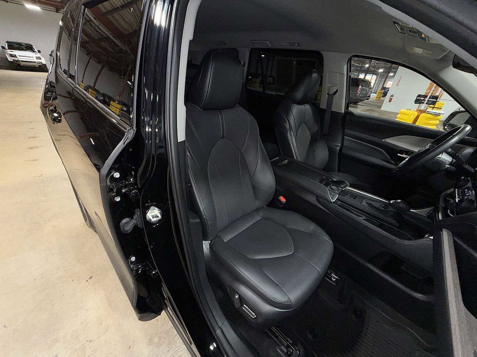 Thumbnail: 2024 Toyota Grand Highlander - 16