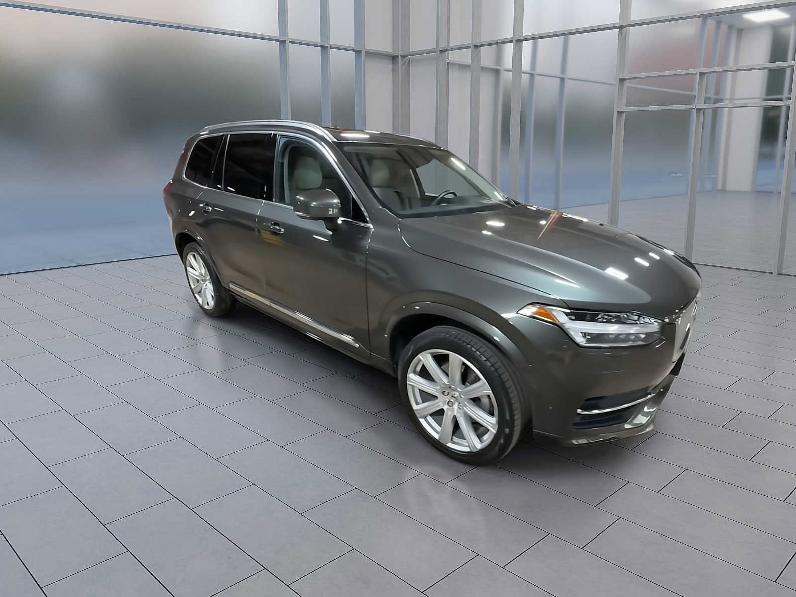 Thumbnail: 2018 Volvo XC90 - 2