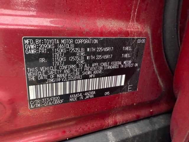 2020 Toyota RAV4 LE 9