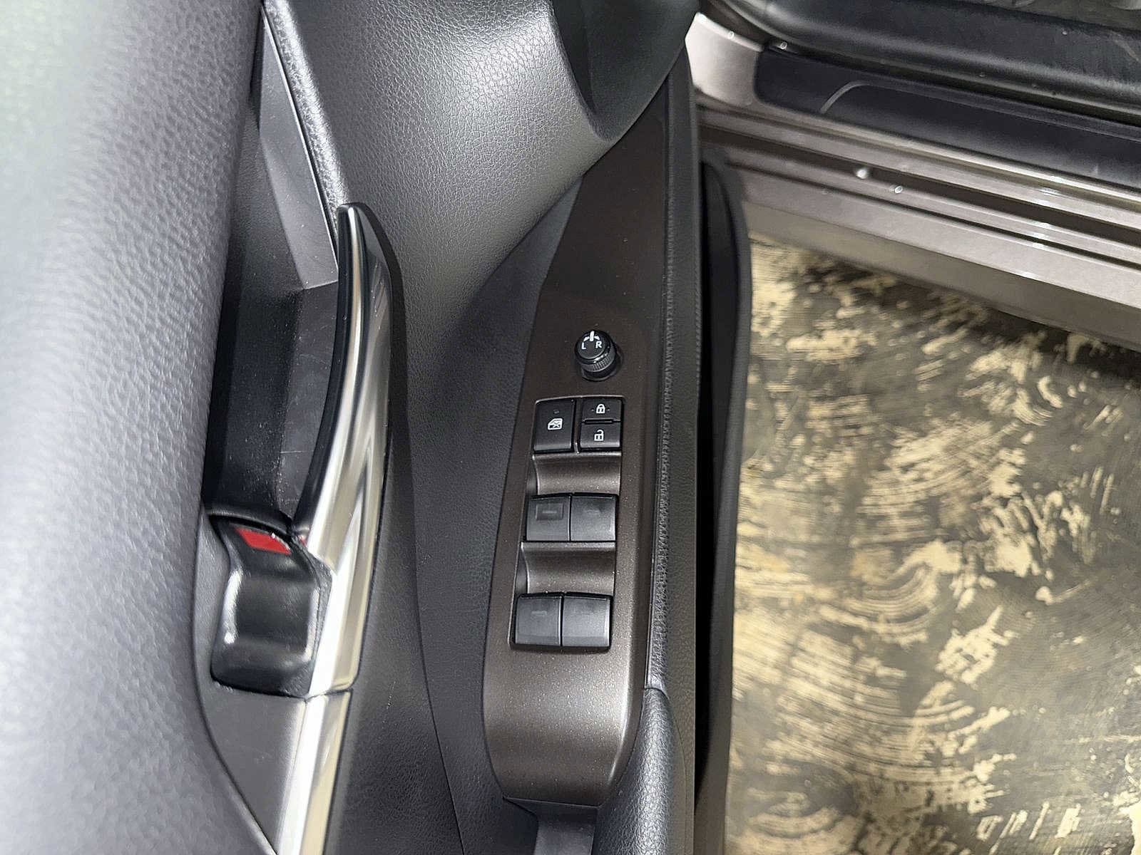 Thumbnail: 2024 Toyota Camry - 21