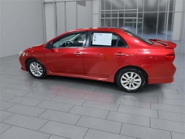 Thumbnail: 2010 Toyota Corolla - 6