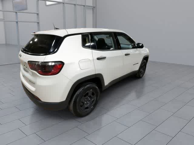 Thumbnail: 2021 Jeep Compass - 8