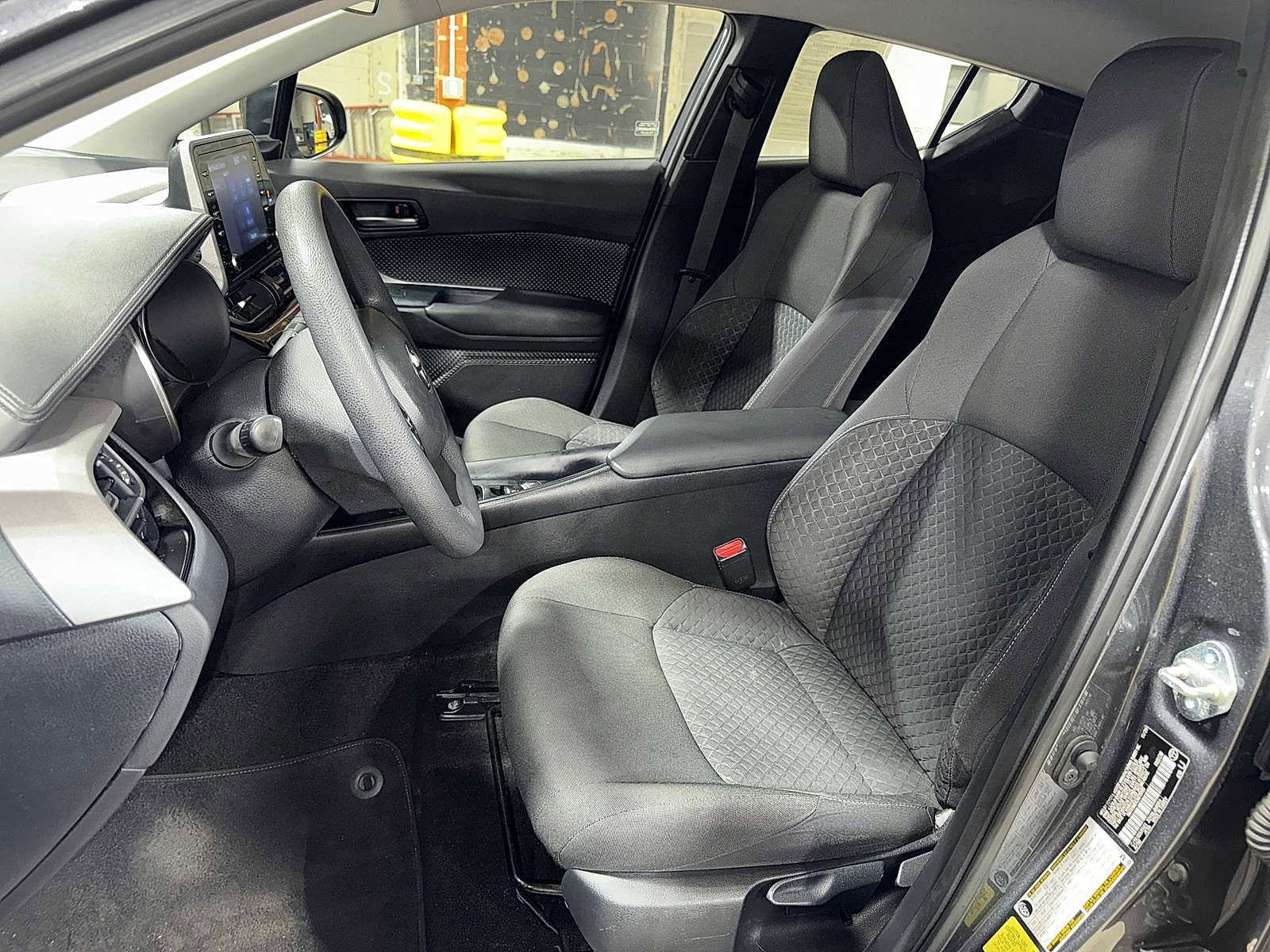 Thumbnail: 2021 Toyota C-HR - 15