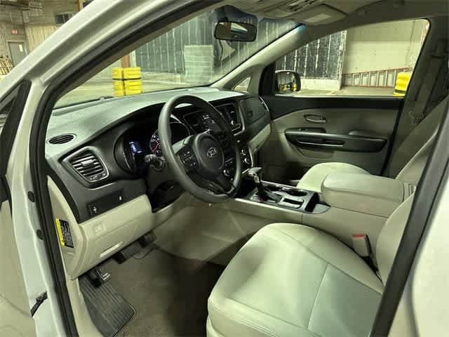 Thumbnail: 2020 Kia Sedona - 30