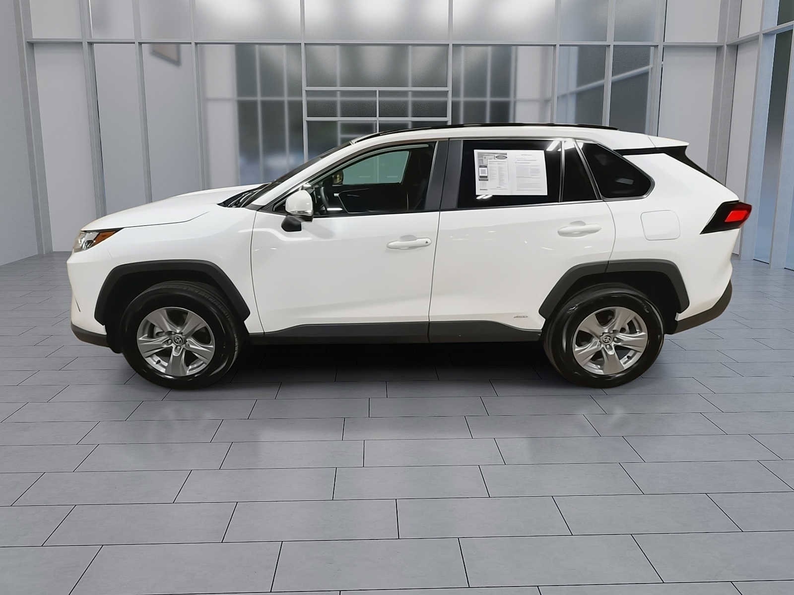 Thumbnail: 2025 Toyota RAV4 - 5