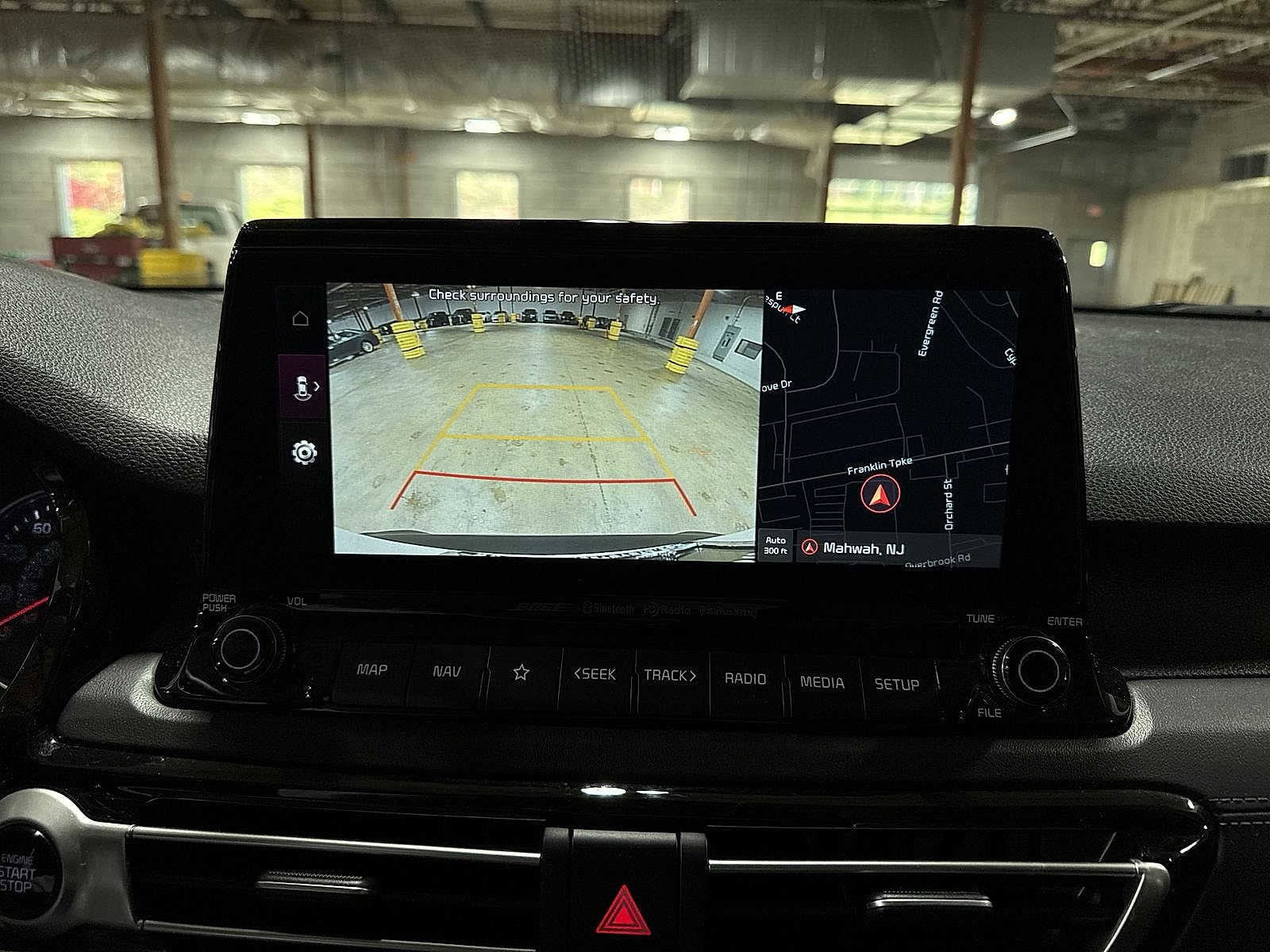 Thumbnail: 2022 Kia Seltos - 25