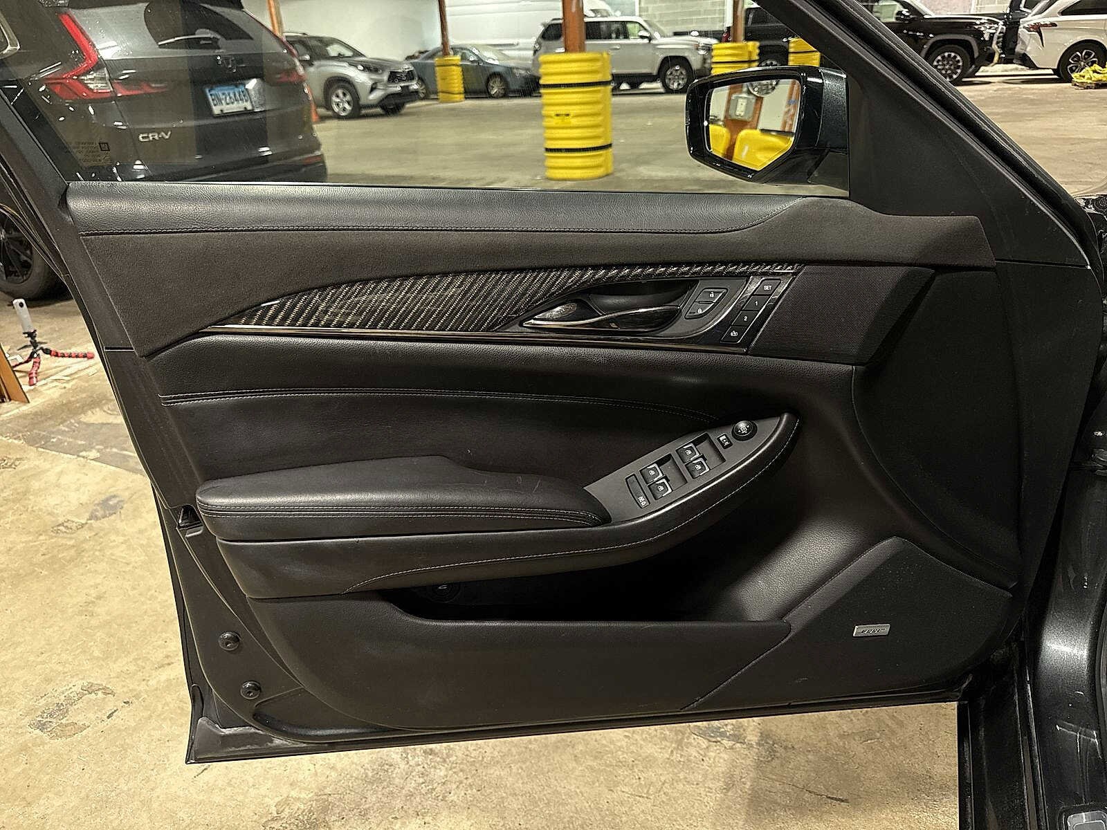 Thumbnail: 2014 Cadillac CTS - 30