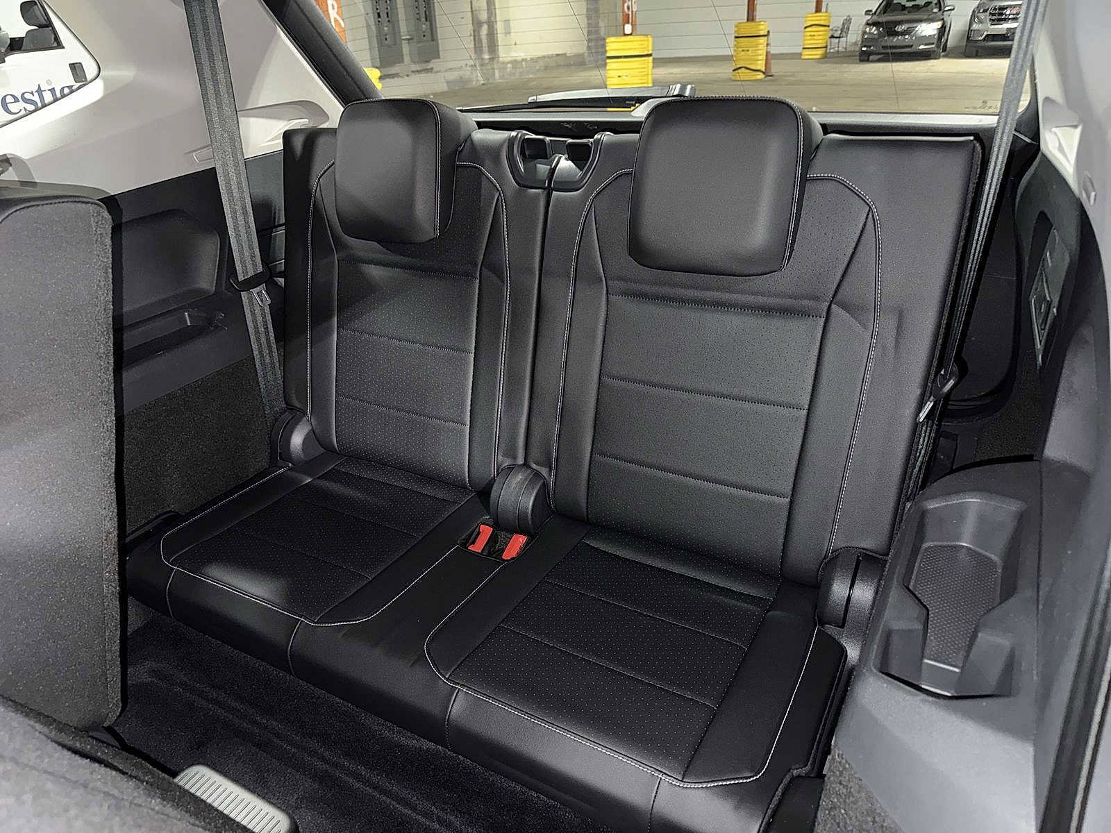 Thumbnail: 2021 Volkswagen Tiguan - 18