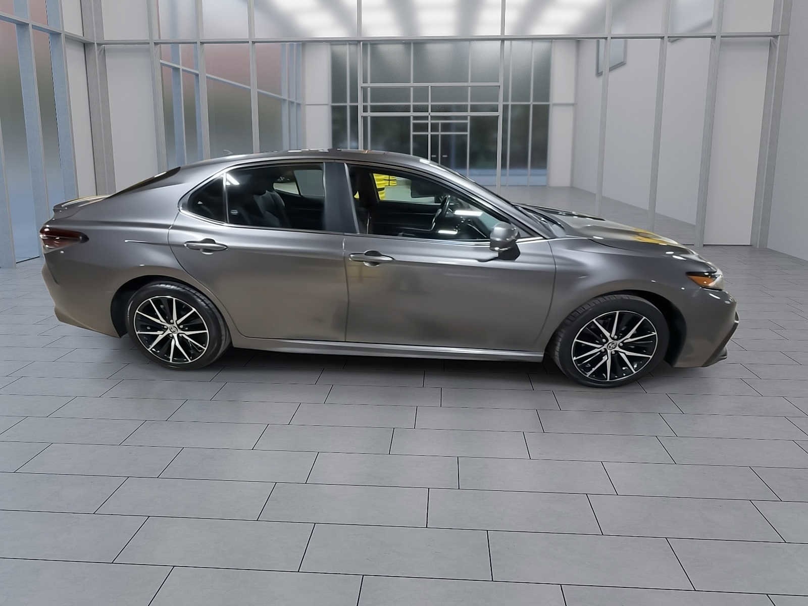 Thumbnail: 2023 Toyota Camry - 9