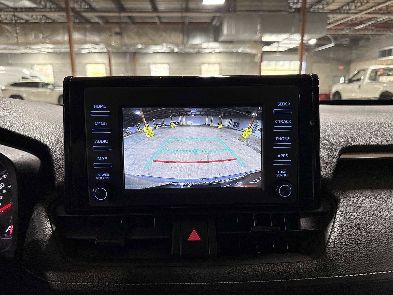 Thumbnail: 2019 Toyota RAV4 - 23