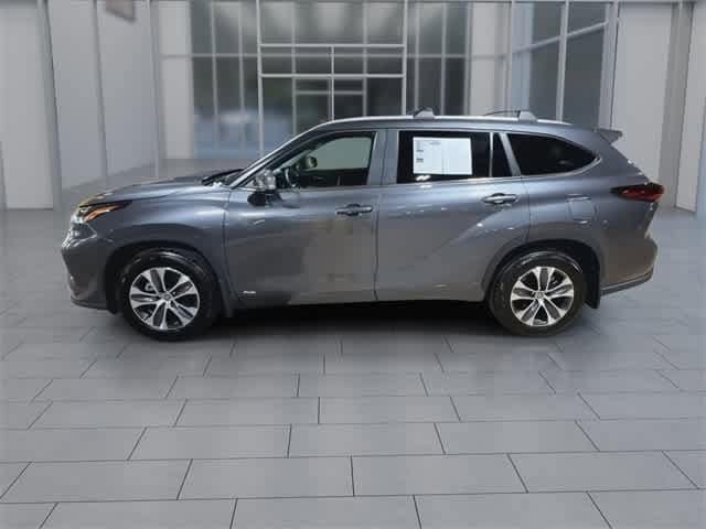 Thumbnail: 2024 Toyota Highlander - 5