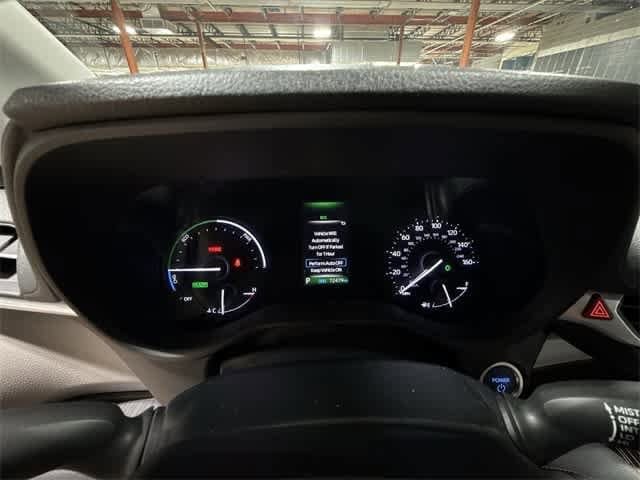 Thumbnail: 2022 Toyota Sienna - 33