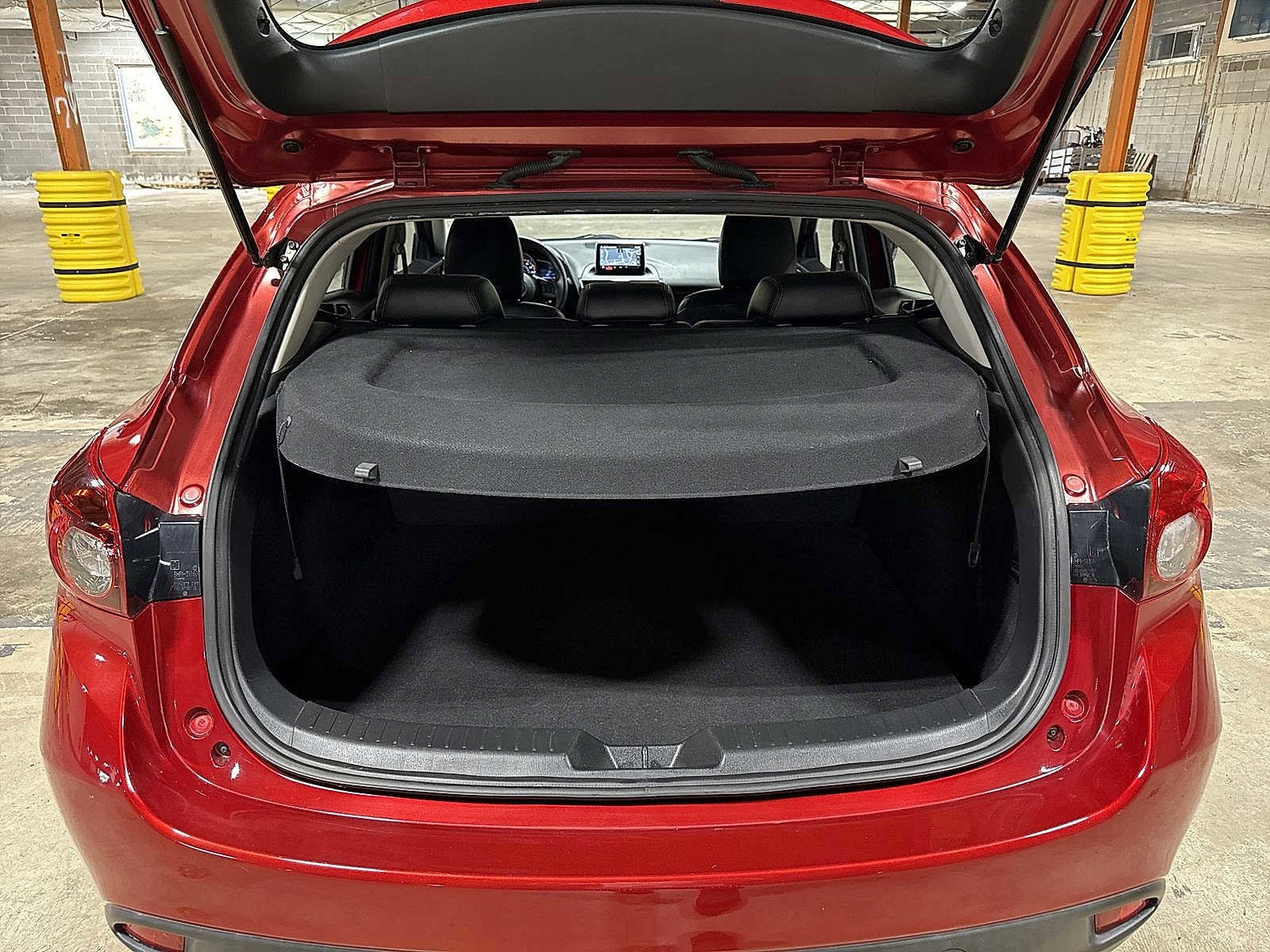 Thumbnail: 2016 Mazda Mazda3 - 11