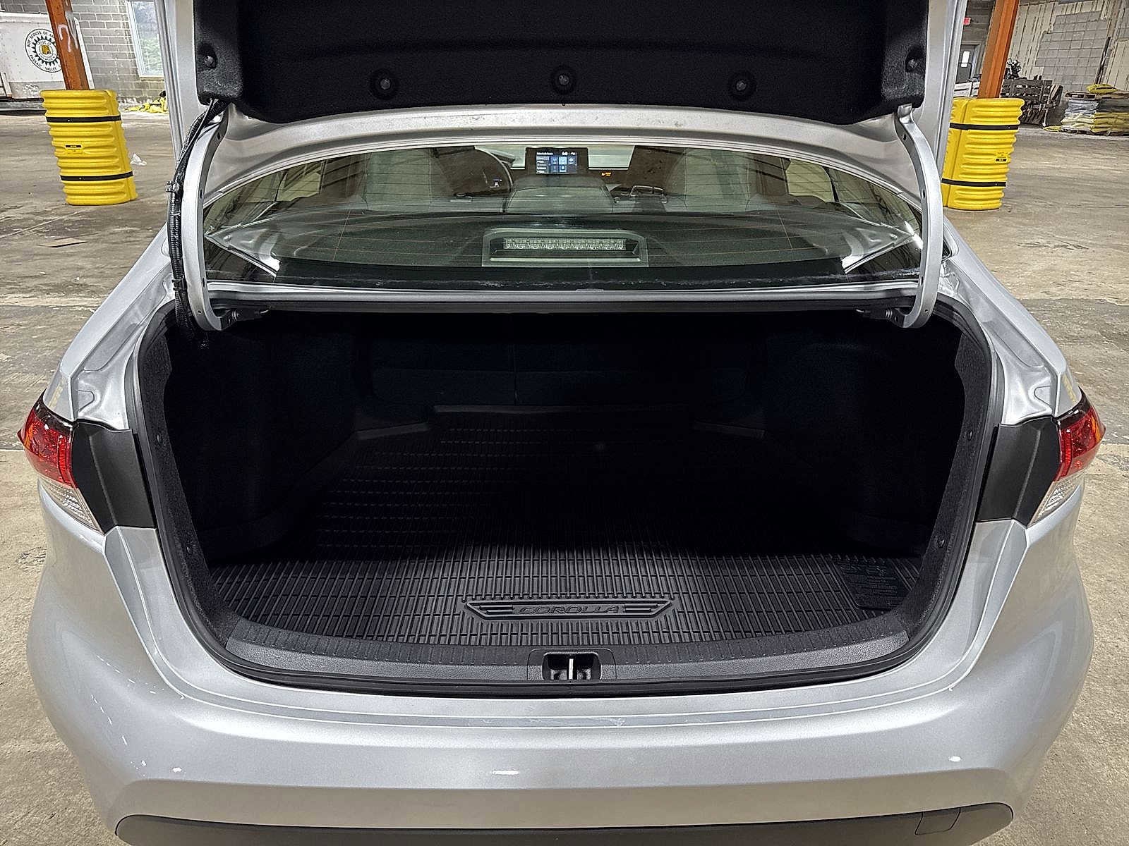 Thumbnail: 2022 Toyota Corolla - 11