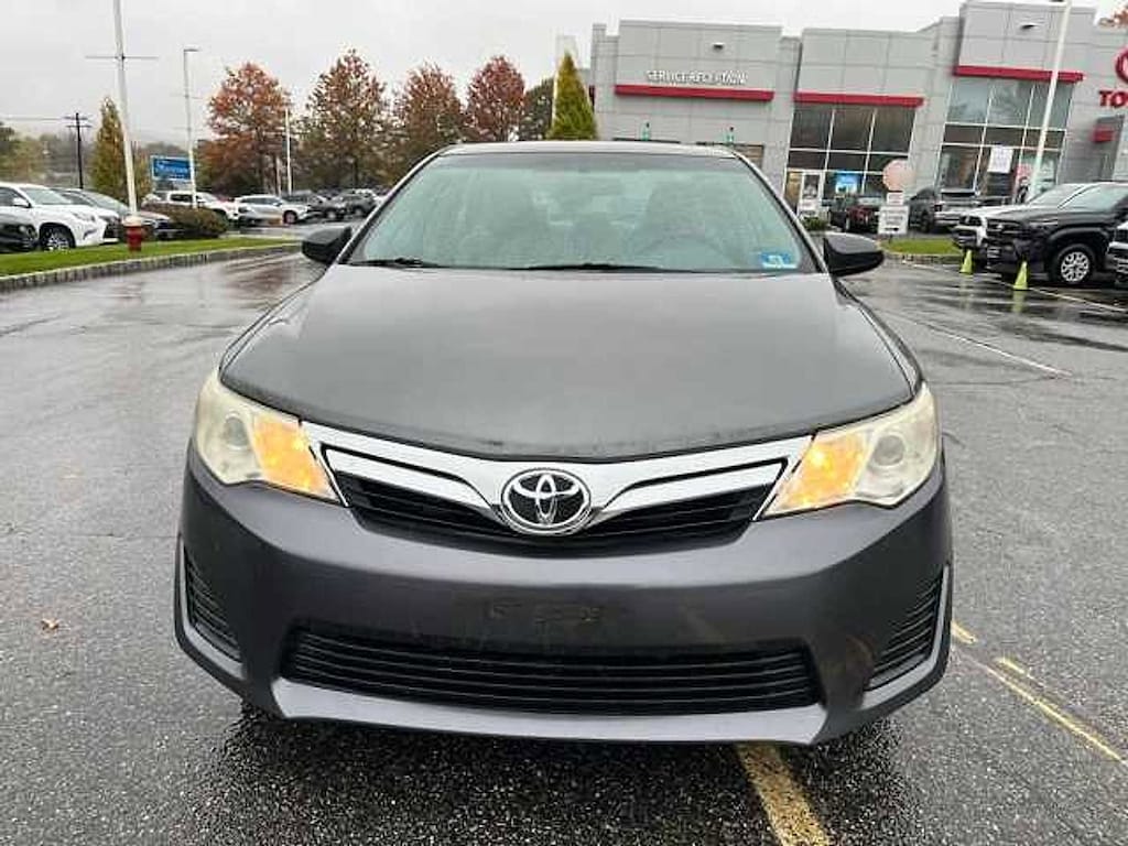 Used 2014 Toyota Camry L Sedan