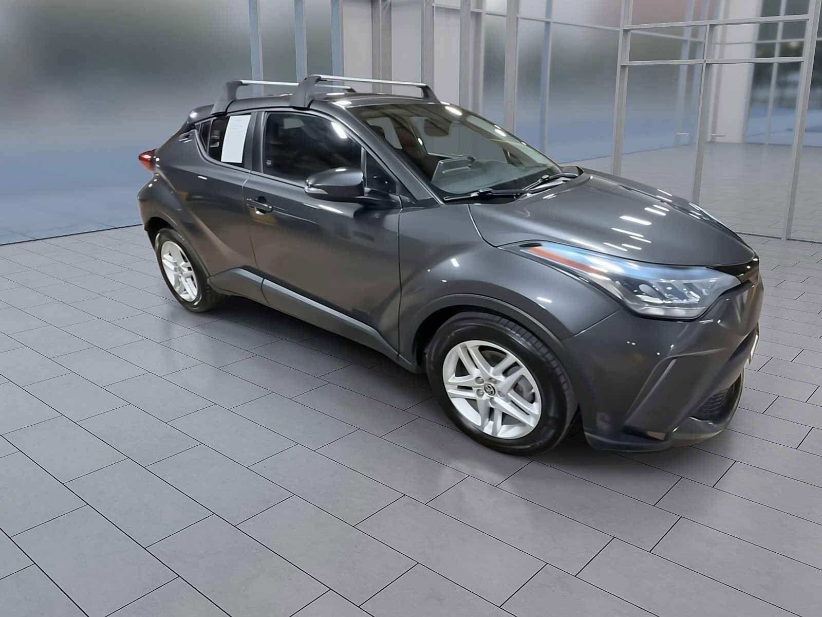 2021 Toyota C-HR LE photo 2