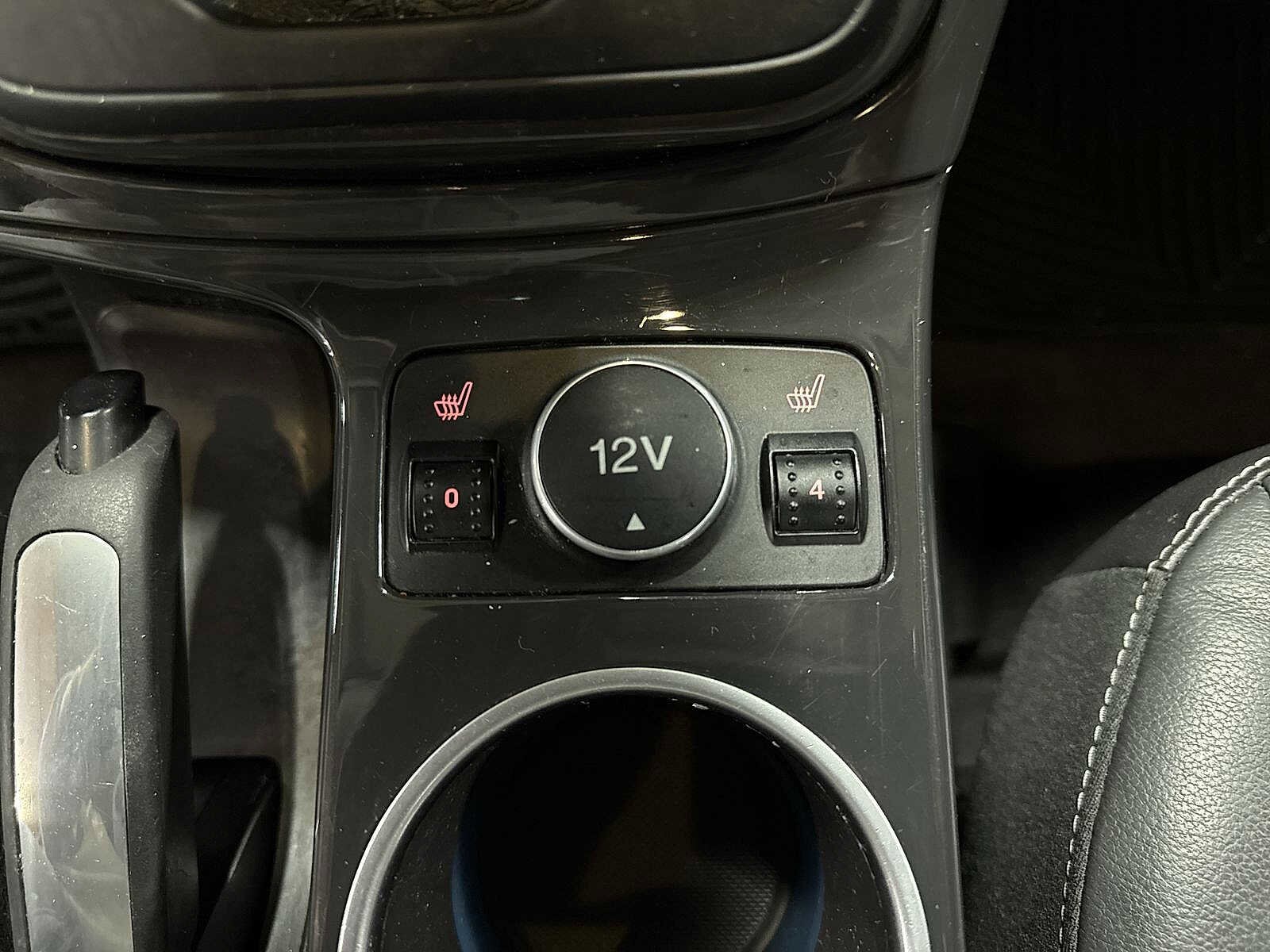 Thumbnail: 2016 Ford Escape - 34