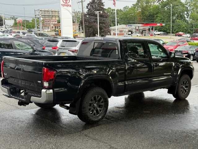 Thumbnail: 2022 Toyota Tacoma - 4
