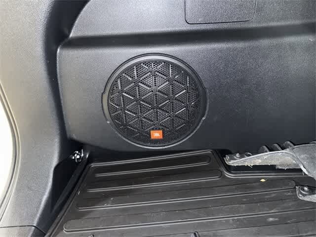 Thumbnail: 2022 Toyota RAV4 - 25