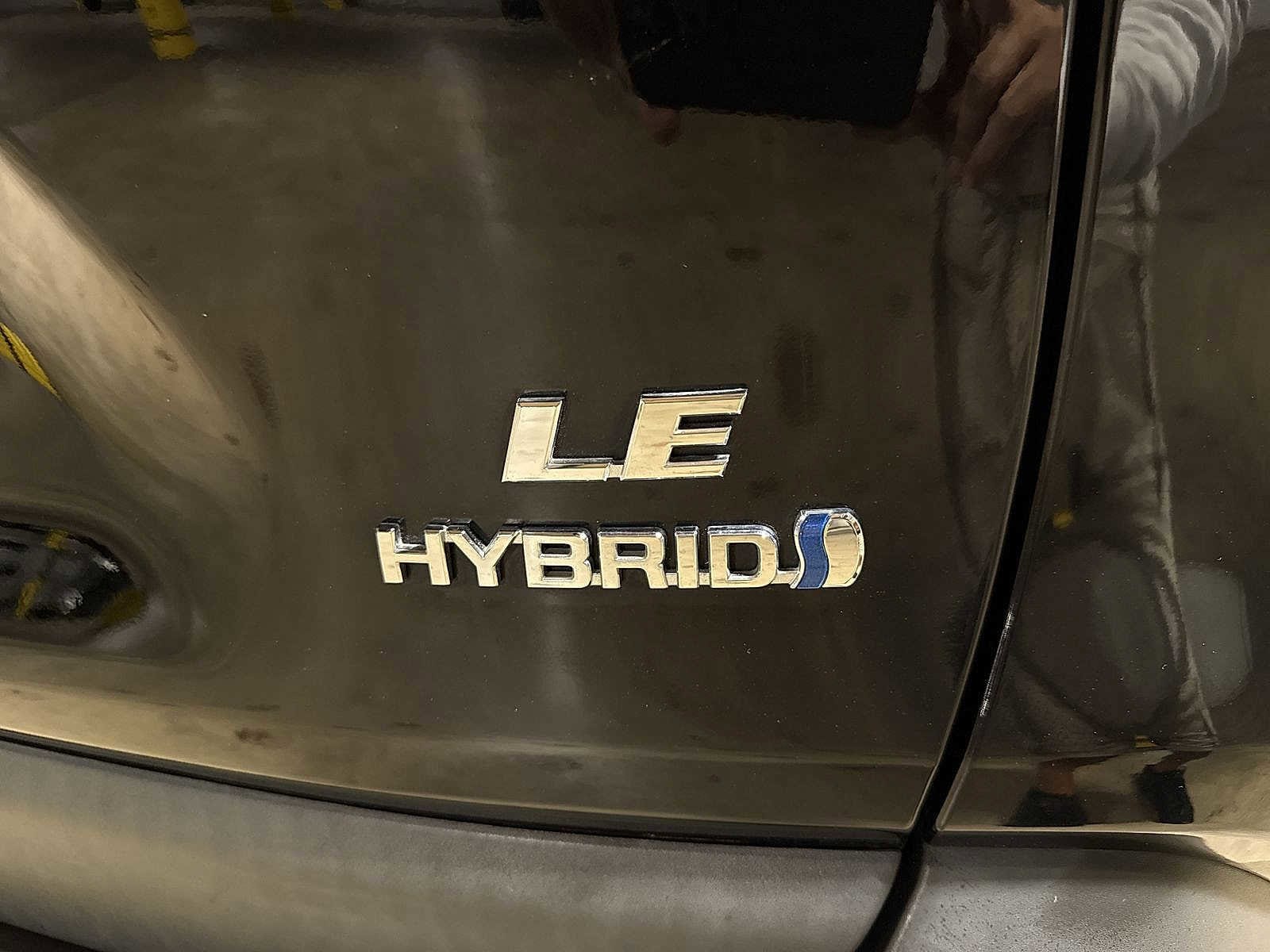 Thumbnail: 2022 Toyota RAV4 - 25