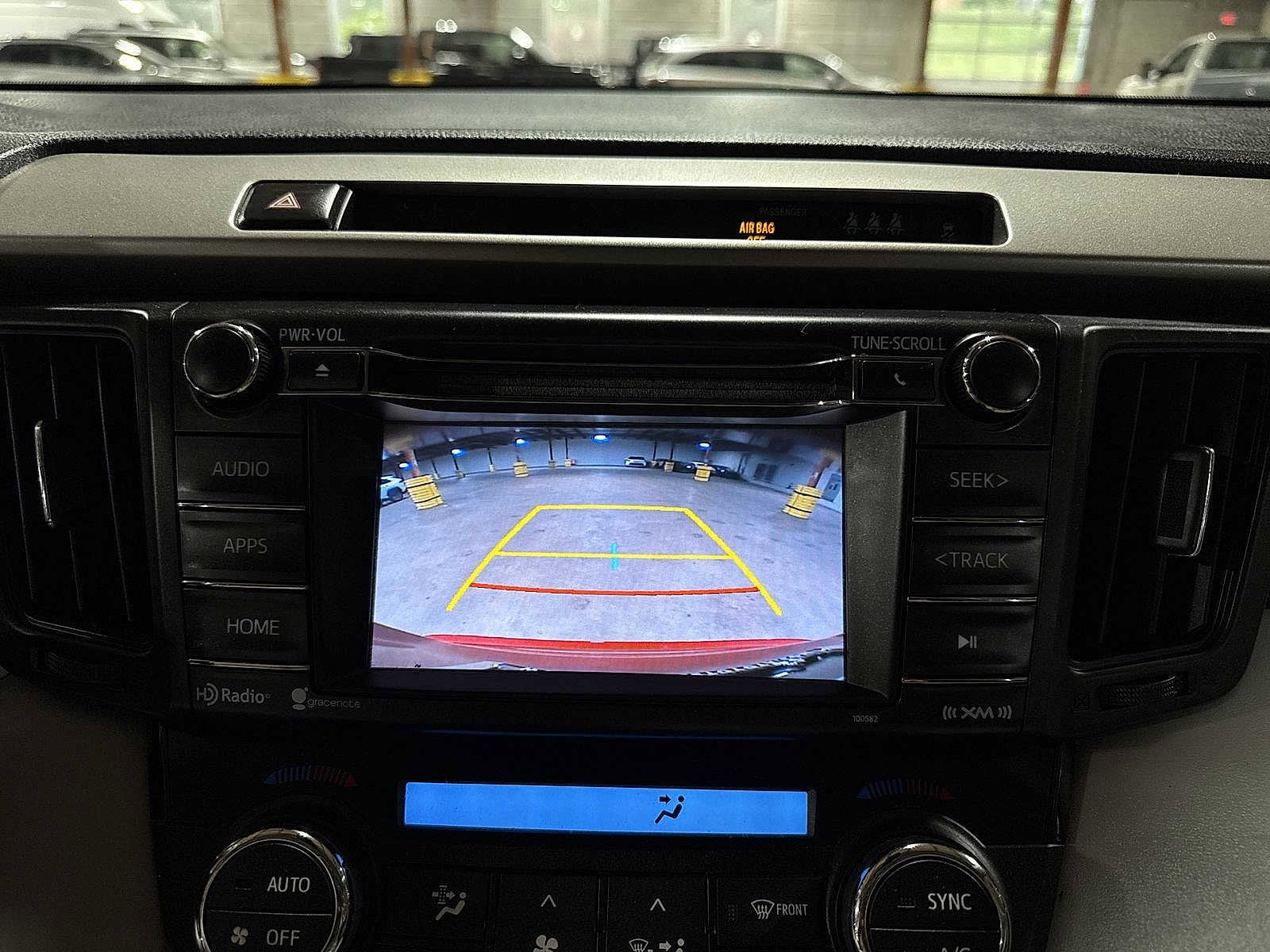 Thumbnail: 2017 Toyota RAV4 - 24