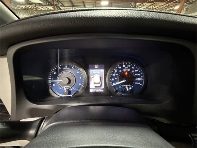 Thumbnail: 2015 Toyota Sienna - 34