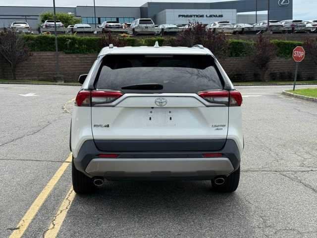 Thumbnail: 2022 Toyota RAV4 - 5