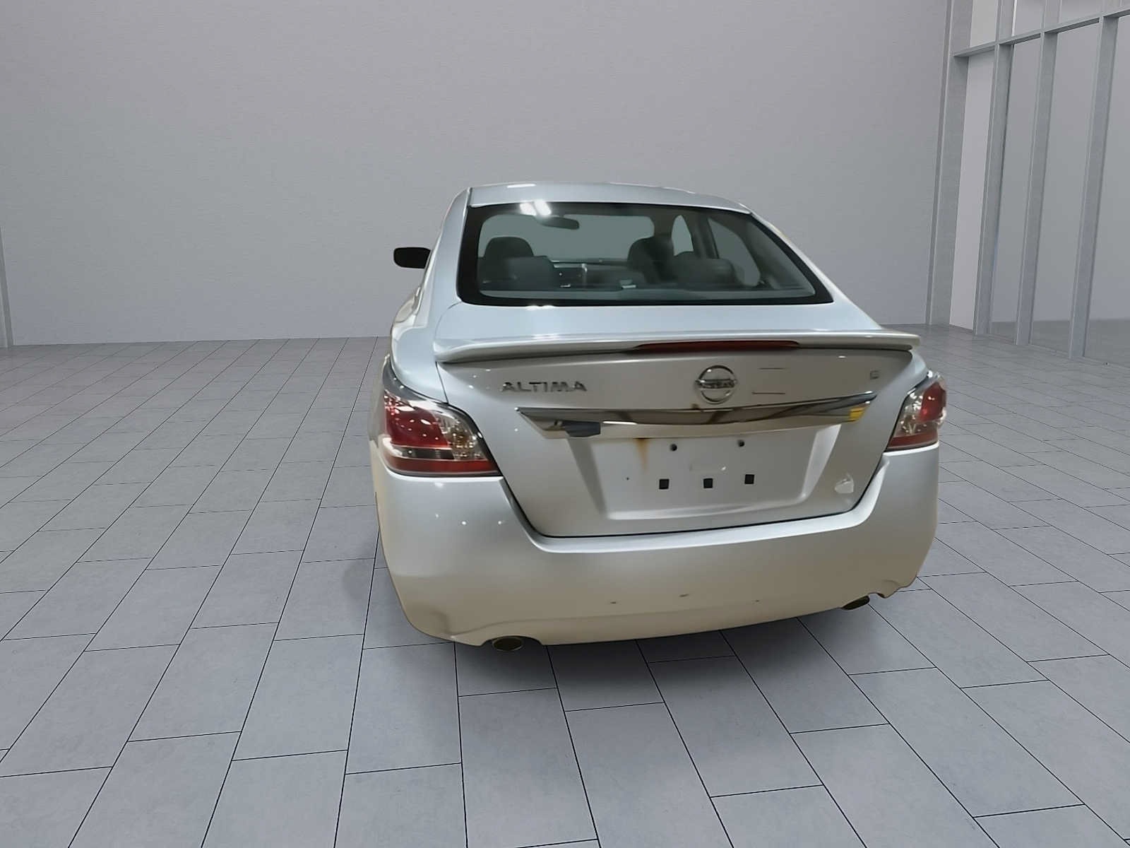 Thumbnail: 2015 Nissan Altima - 7