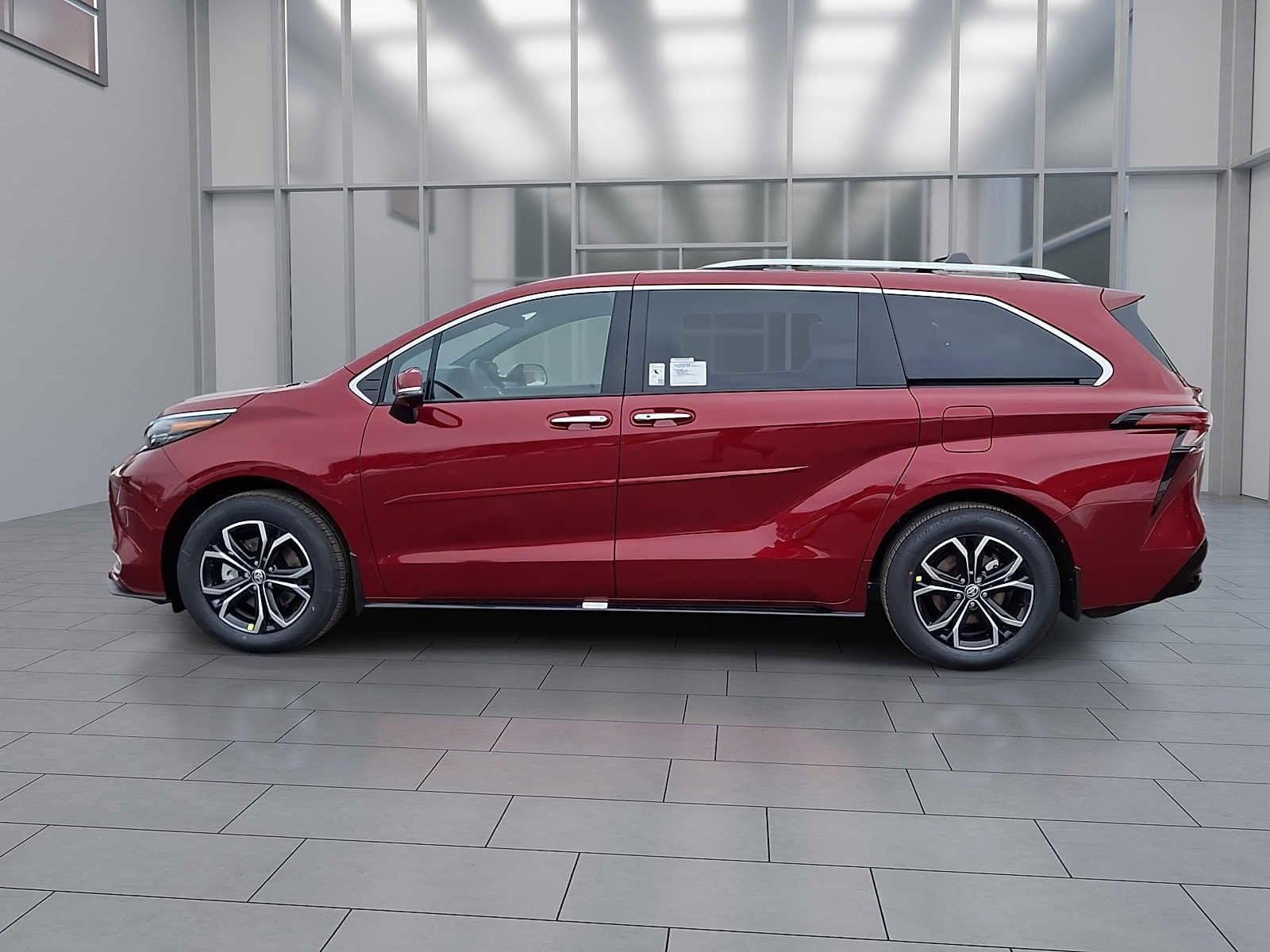 Thumbnail: 2026 Toyota Sienna - 2