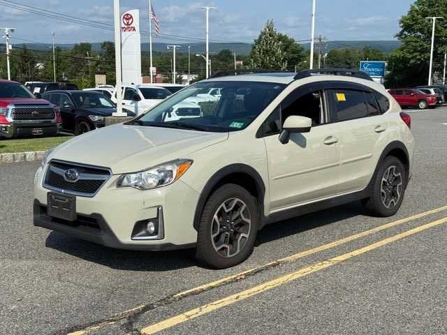 Thumbnail: 2016 Subaru Crosstrek - 1