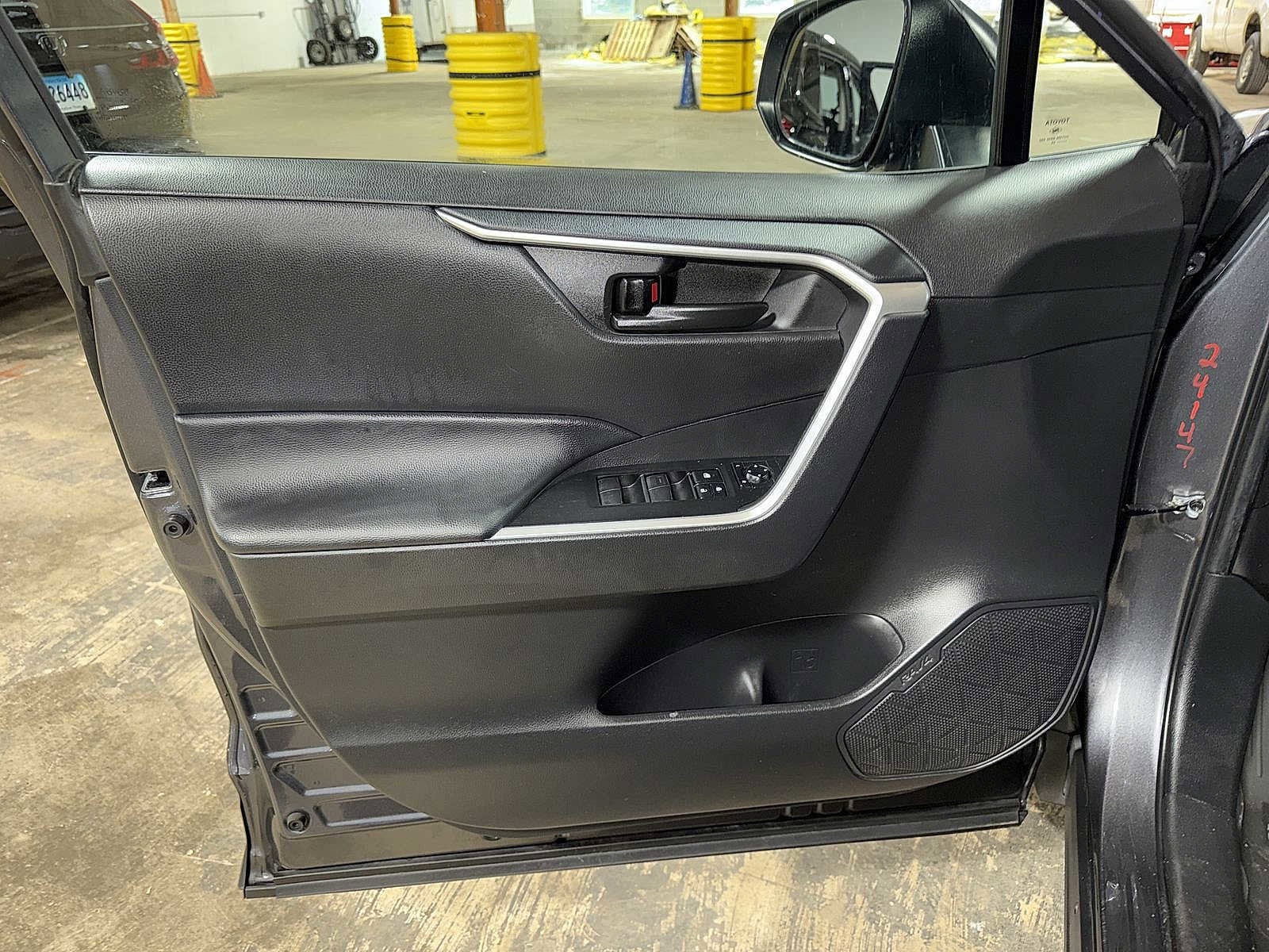 Thumbnail: 2024 Toyota RAV4 - 28