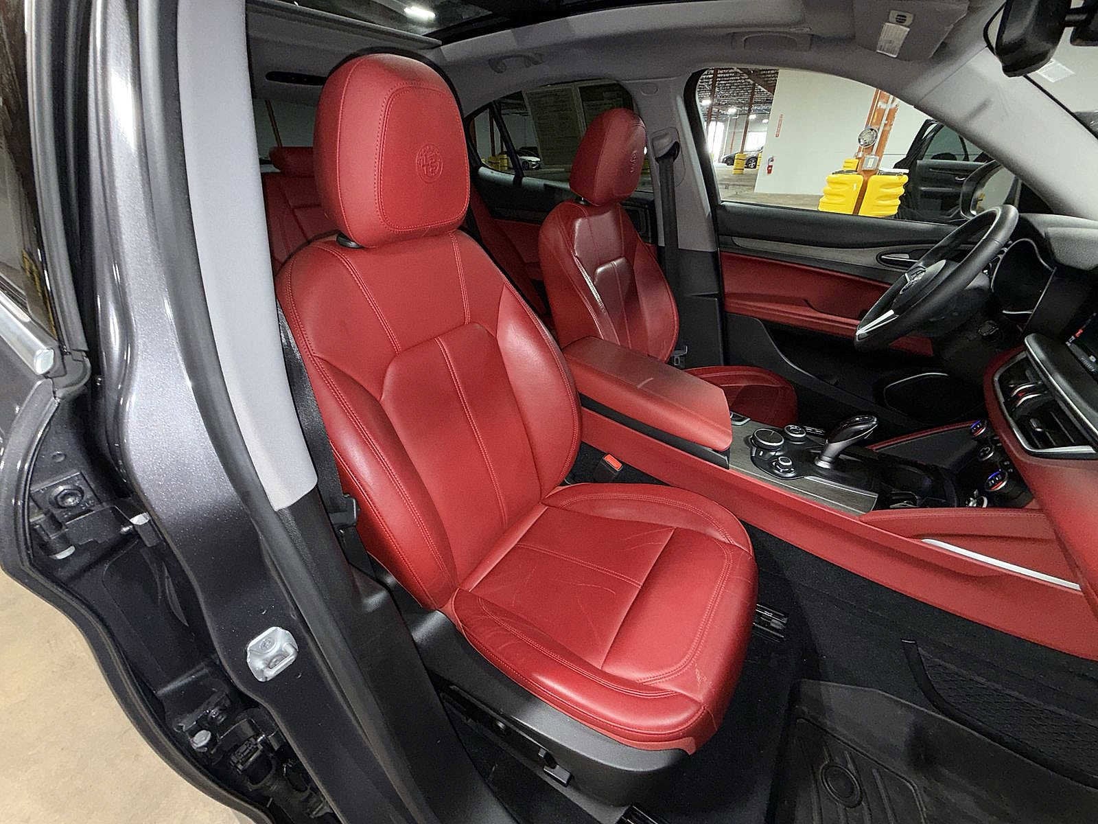 Thumbnail: 2019 Alfa Romeo Stelvio - 15