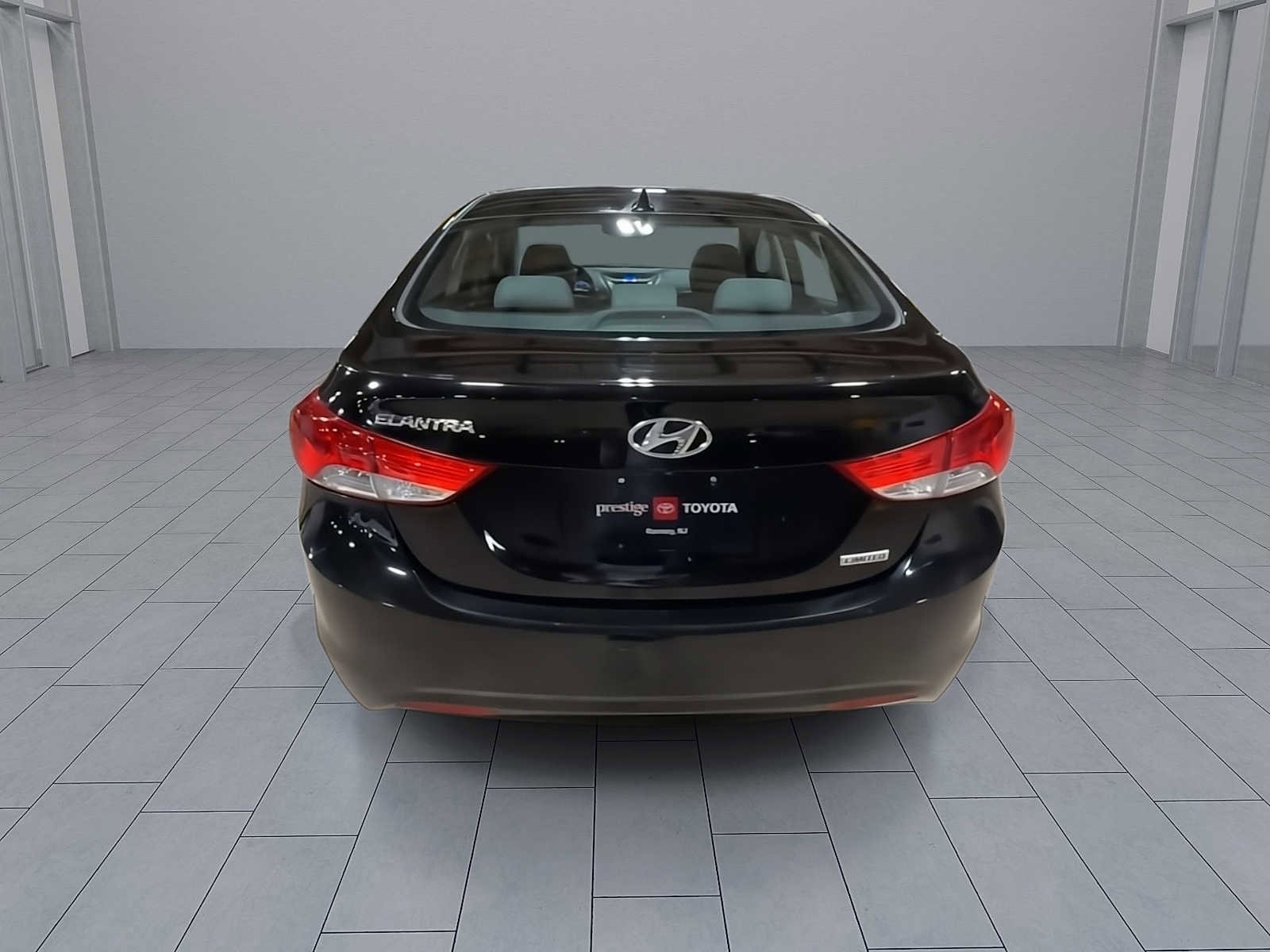 Thumbnail: 2013 Hyundai Elantra - 7
