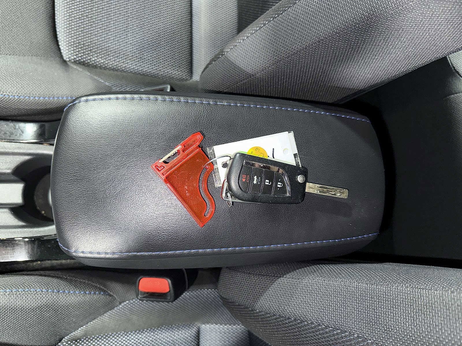 Thumbnail: 2021 Toyota Corolla - 31