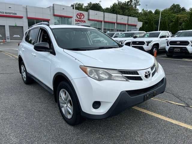 Thumbnail: 2015 Toyota RAV4 - 3