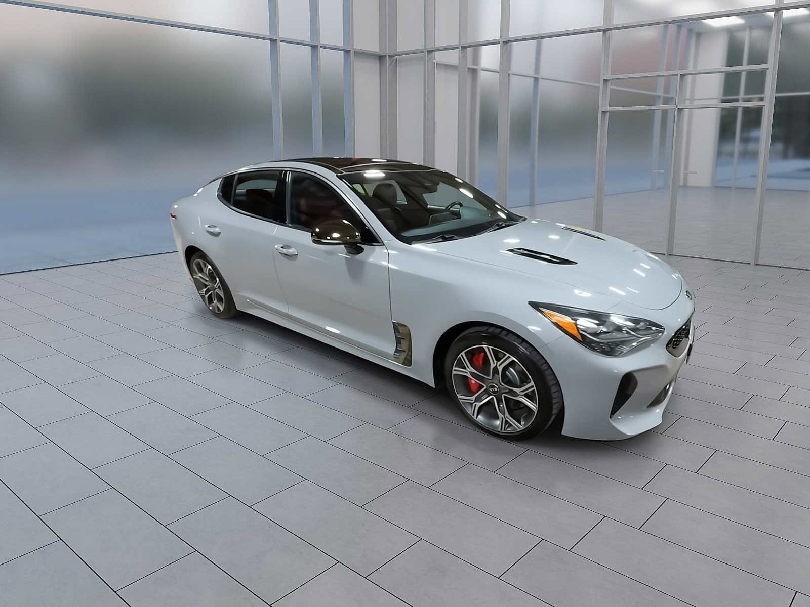Thumbnail: 2018 Kia Stinger - 2