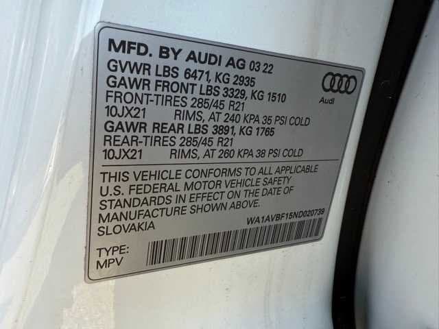 Thumbnail: 2022 Audi Q8 - 9