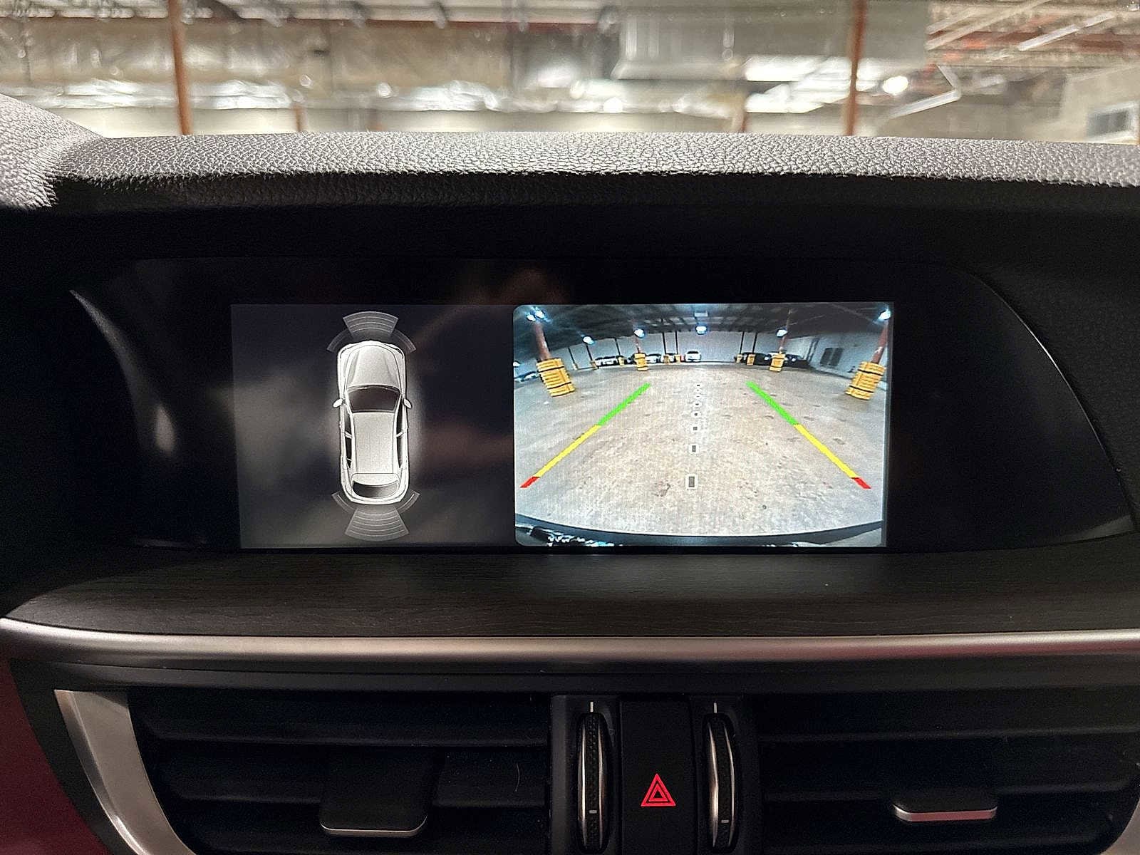 Thumbnail: 2019 Alfa Romeo Stelvio - 24