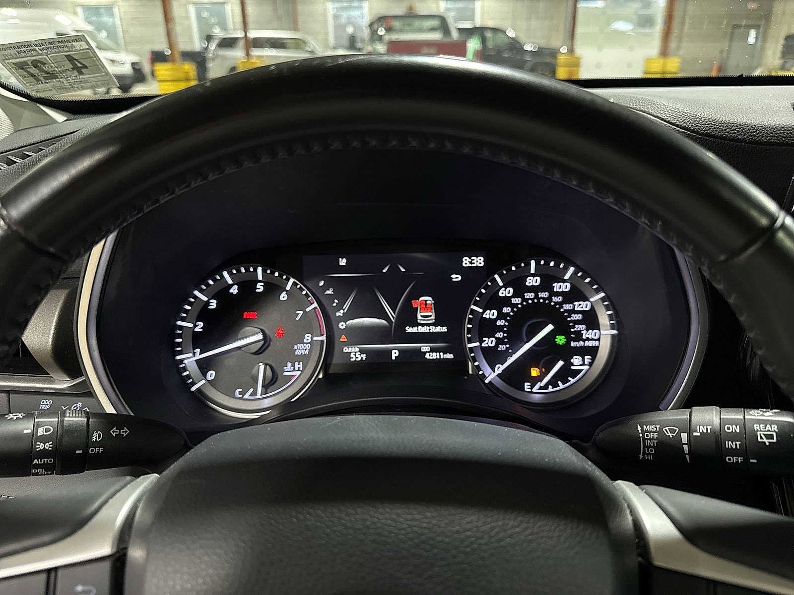 Thumbnail: 2022 Toyota Highlander - 33